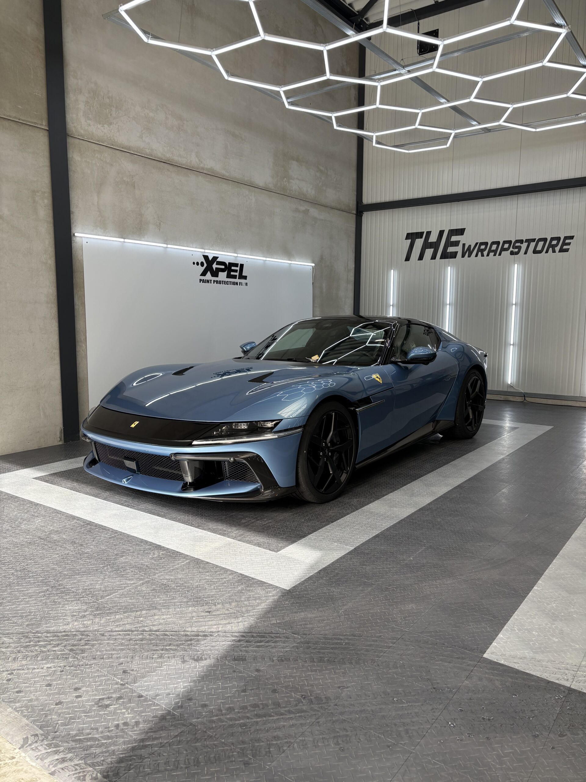 Ferrari 12 cilindri ppf xpel lakbescherming folie